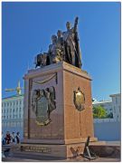 Памятник Раевскому и Лазареву