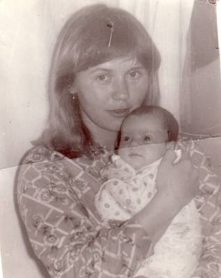    1985.