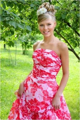 Lady in red