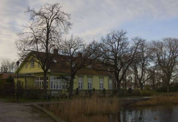 ��������