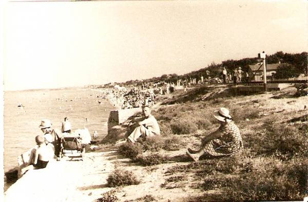 1960 .    .